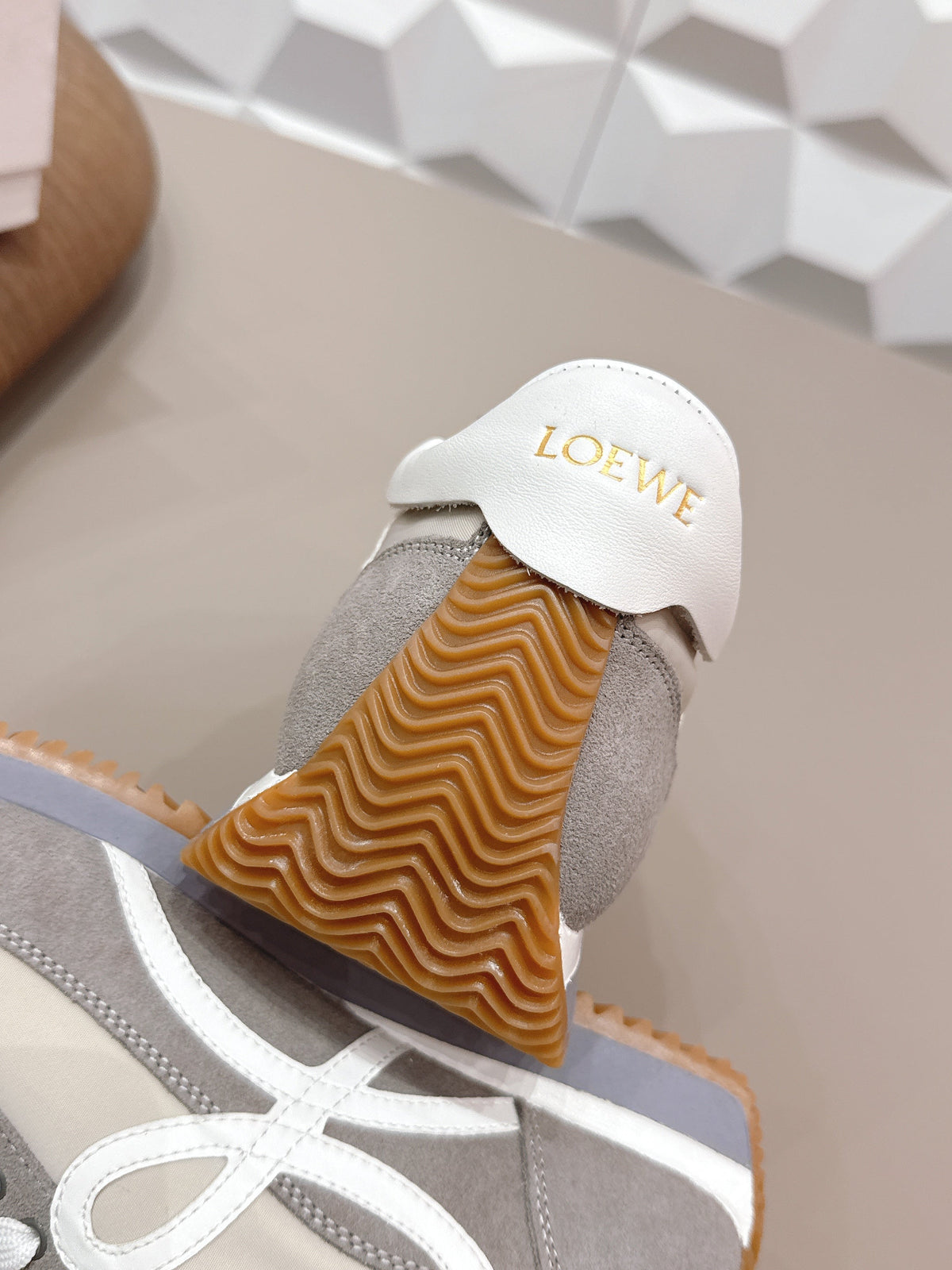 L2-Sneakers
