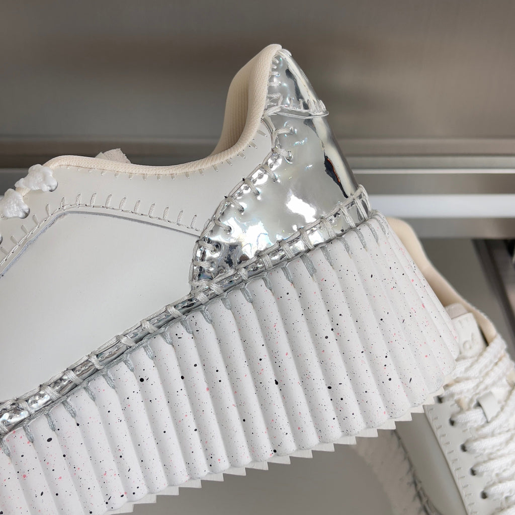 H-Sneakers