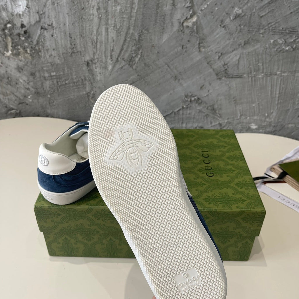 G-Sneakers