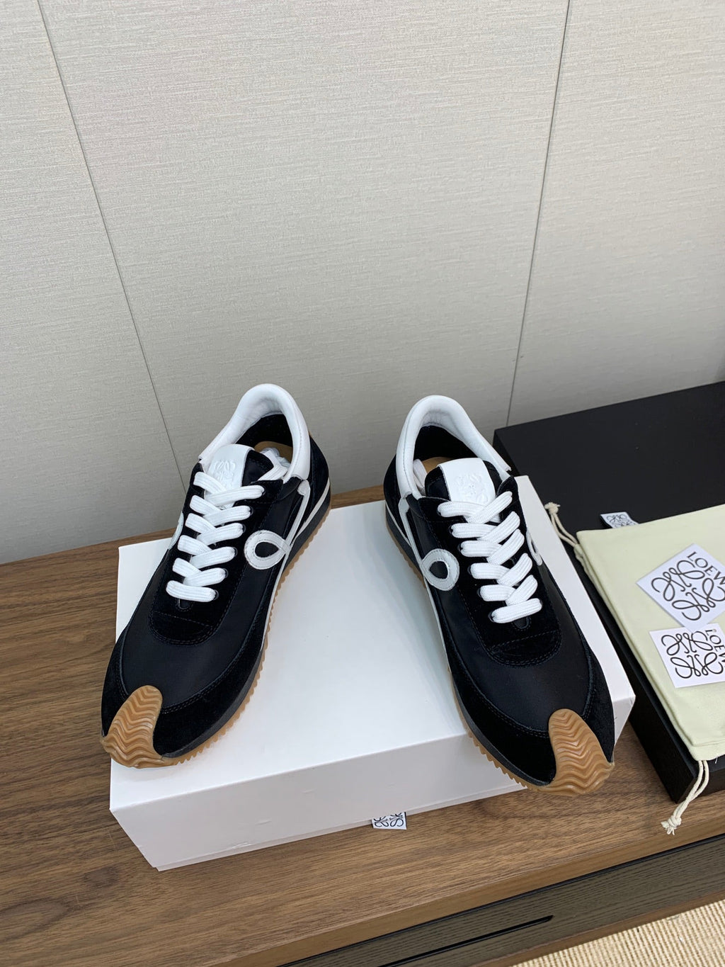 L2-Sneakers