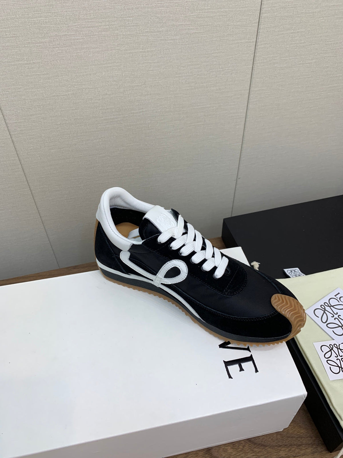 L2-Sneakers